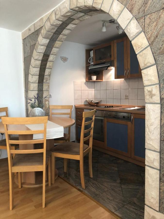 סנג' Apartments Barbara מראה חיצוני תמונה