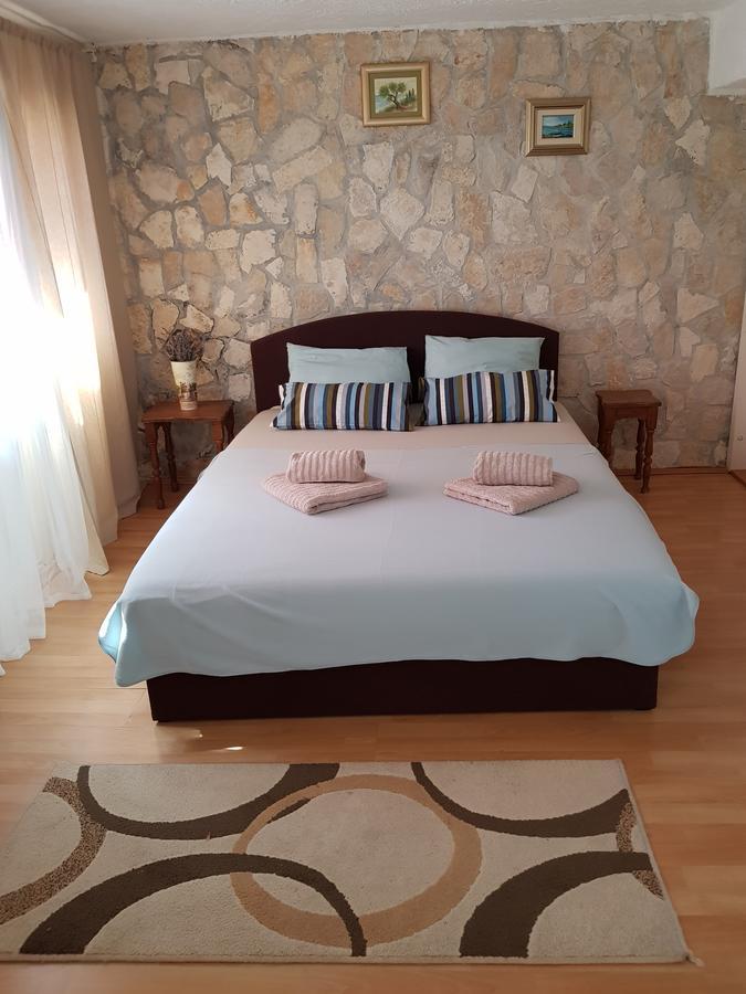 סנג' Apartments Barbara מראה חיצוני תמונה