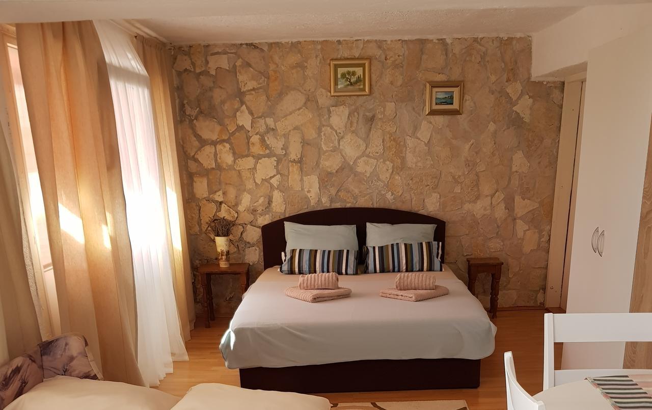 סנג' Apartments Barbara מראה חיצוני תמונה