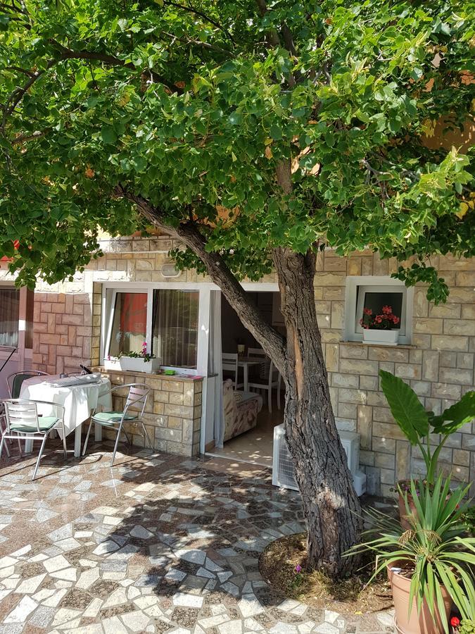 סנג' Apartments Barbara מראה חיצוני תמונה